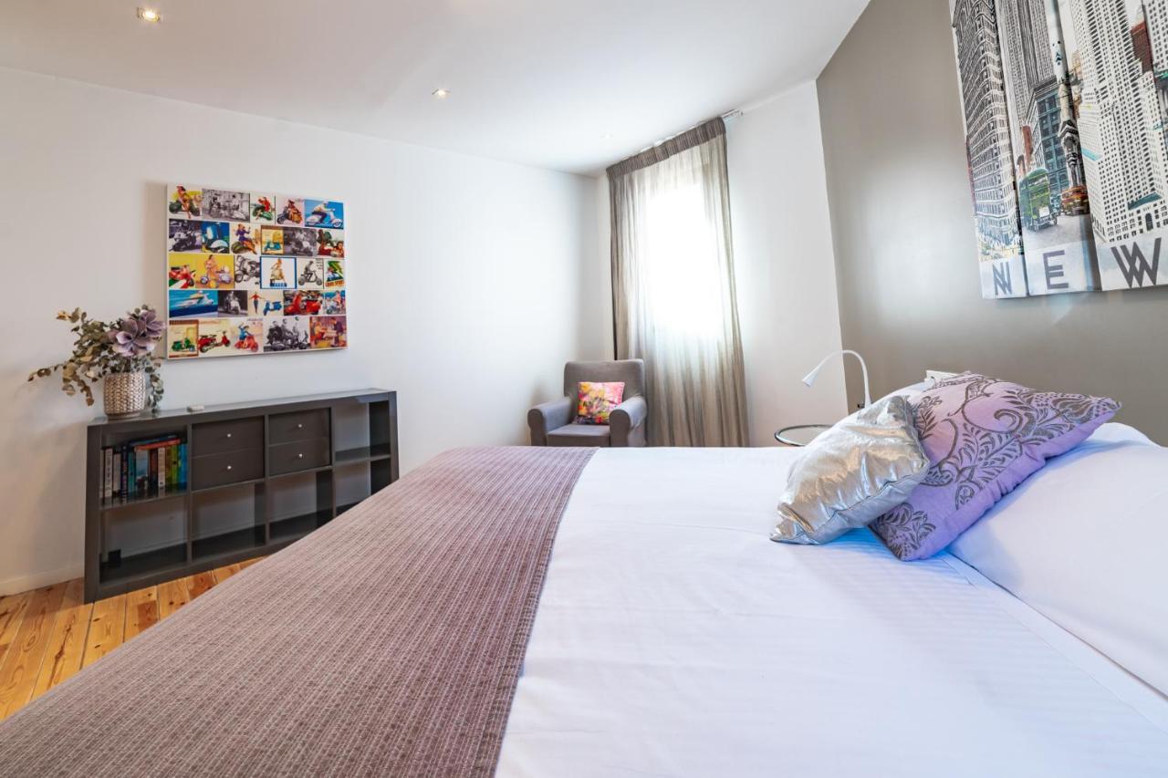 Apartamentos Alfonso X อาลิกันเต ภายนอก รูปภาพ