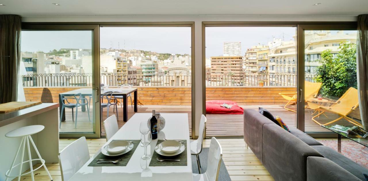 Apartamentos Alfonso X อาลิกันเต ภายนอก รูปภาพ